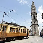 Hideaway 2 - Metro Trindade * Porto