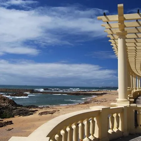 Hideaway 2 - Metro Trindade * Porto