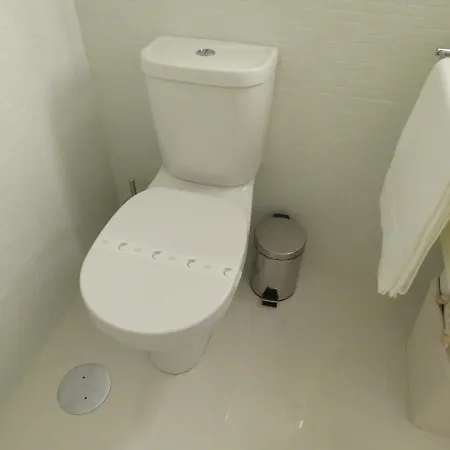 Hideaway 2 - Metro Trindade Apartman Porto